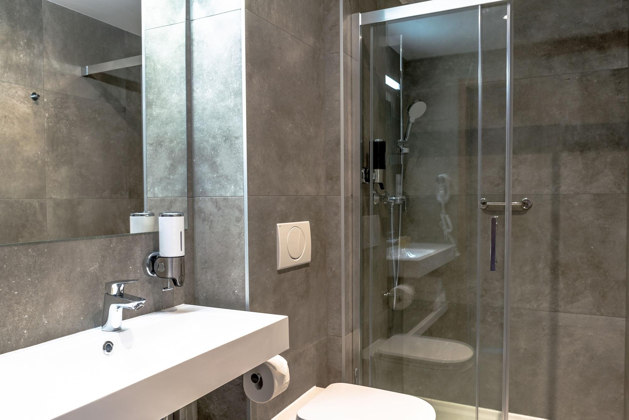 Focus Hotel Poznan Ngoại thất bức ảnh