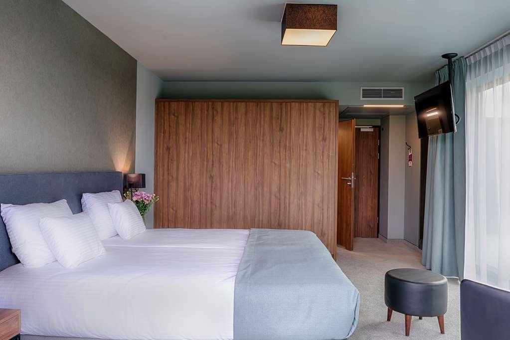 Focus Hotel Poznan Phòng bức ảnh